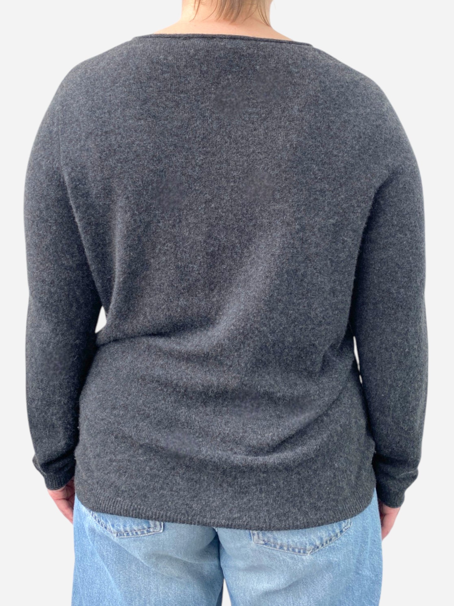 Dark Grey Cashmere Round Neck Jumper by Alessa W