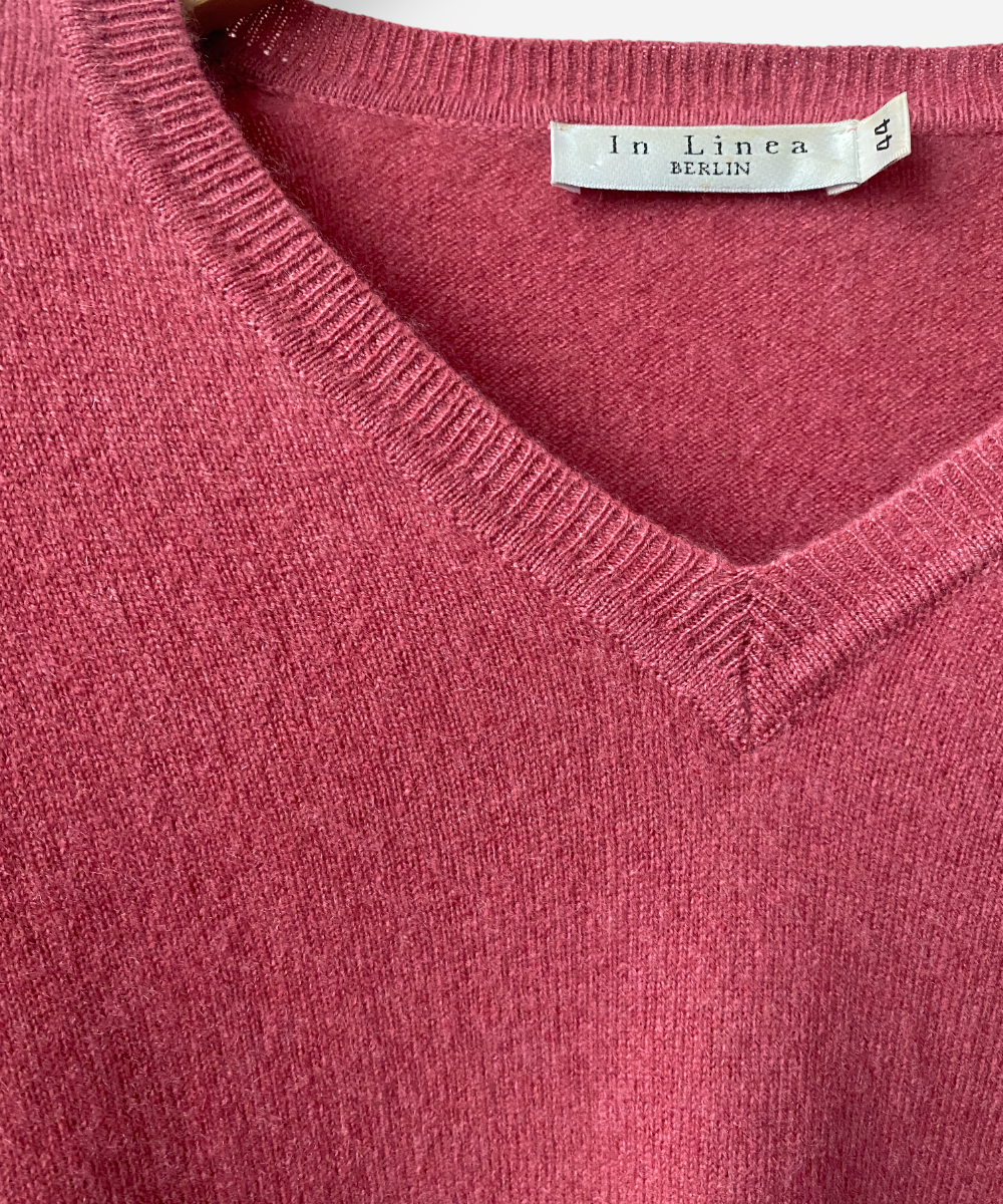 Secondhand cashmere jumper