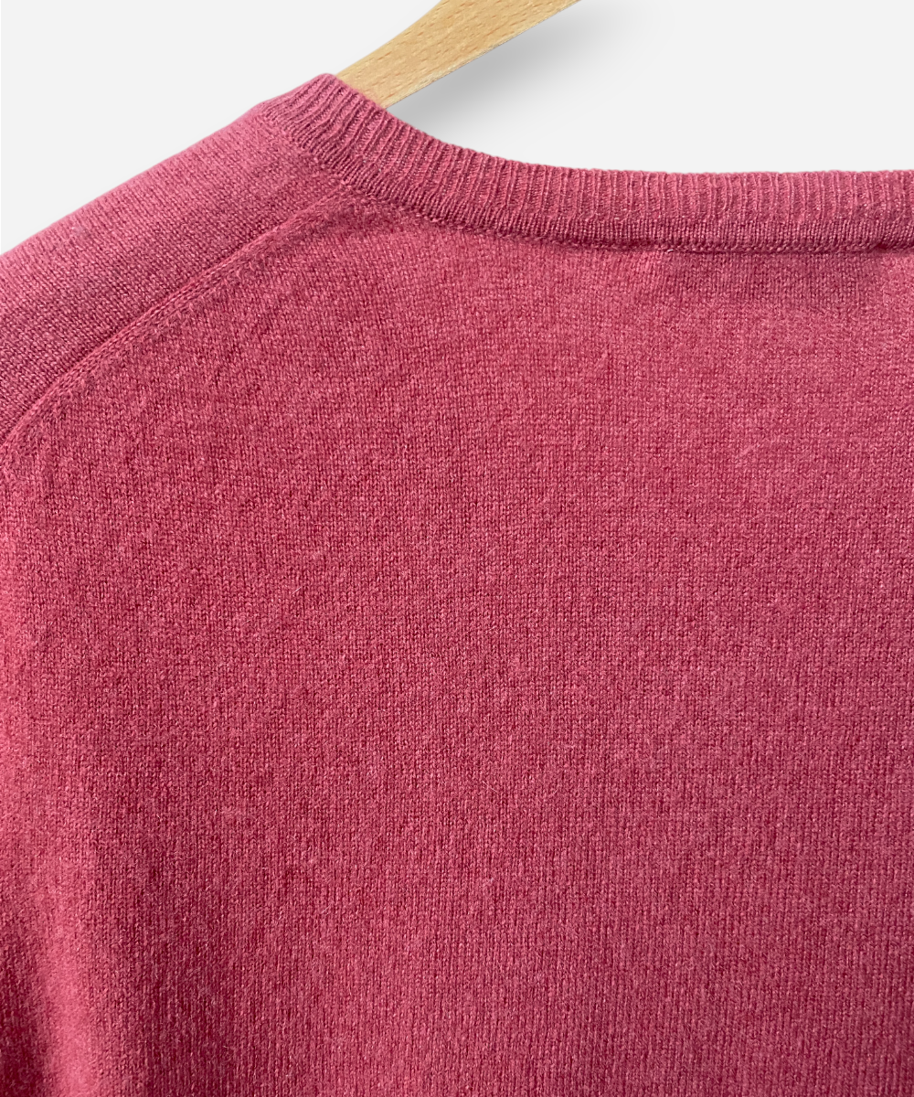 Secondhand cashmere jumper
