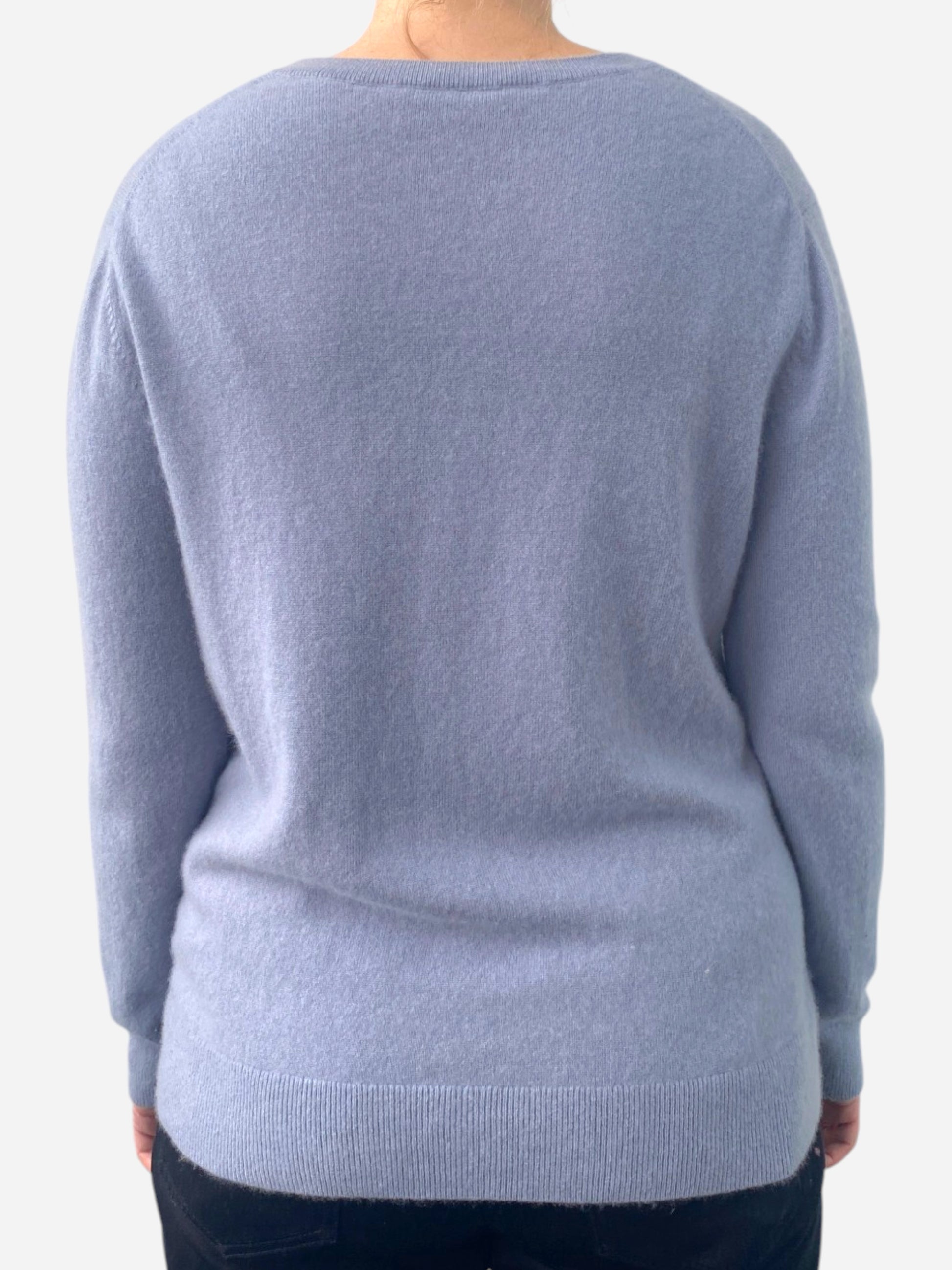 Secondhand cashmere jumper