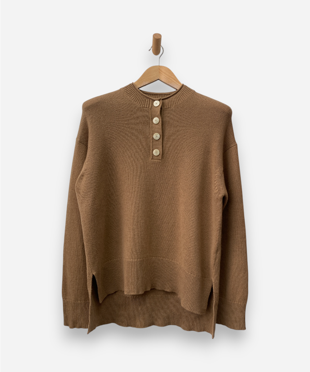 Secondhand cashmere jumper