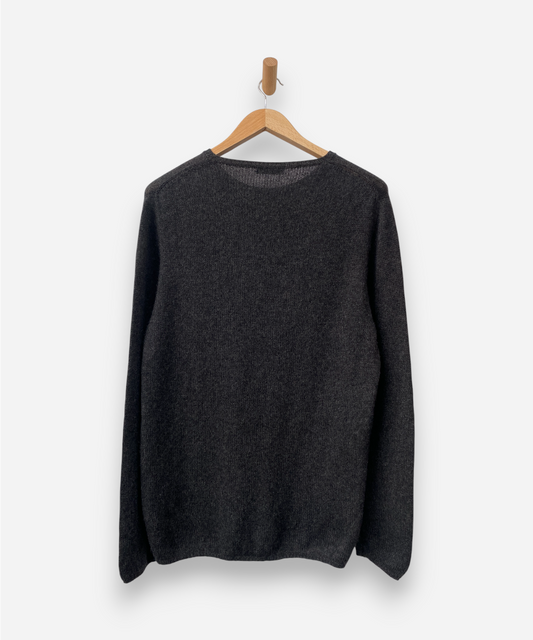 Secondhand cashmere jumper