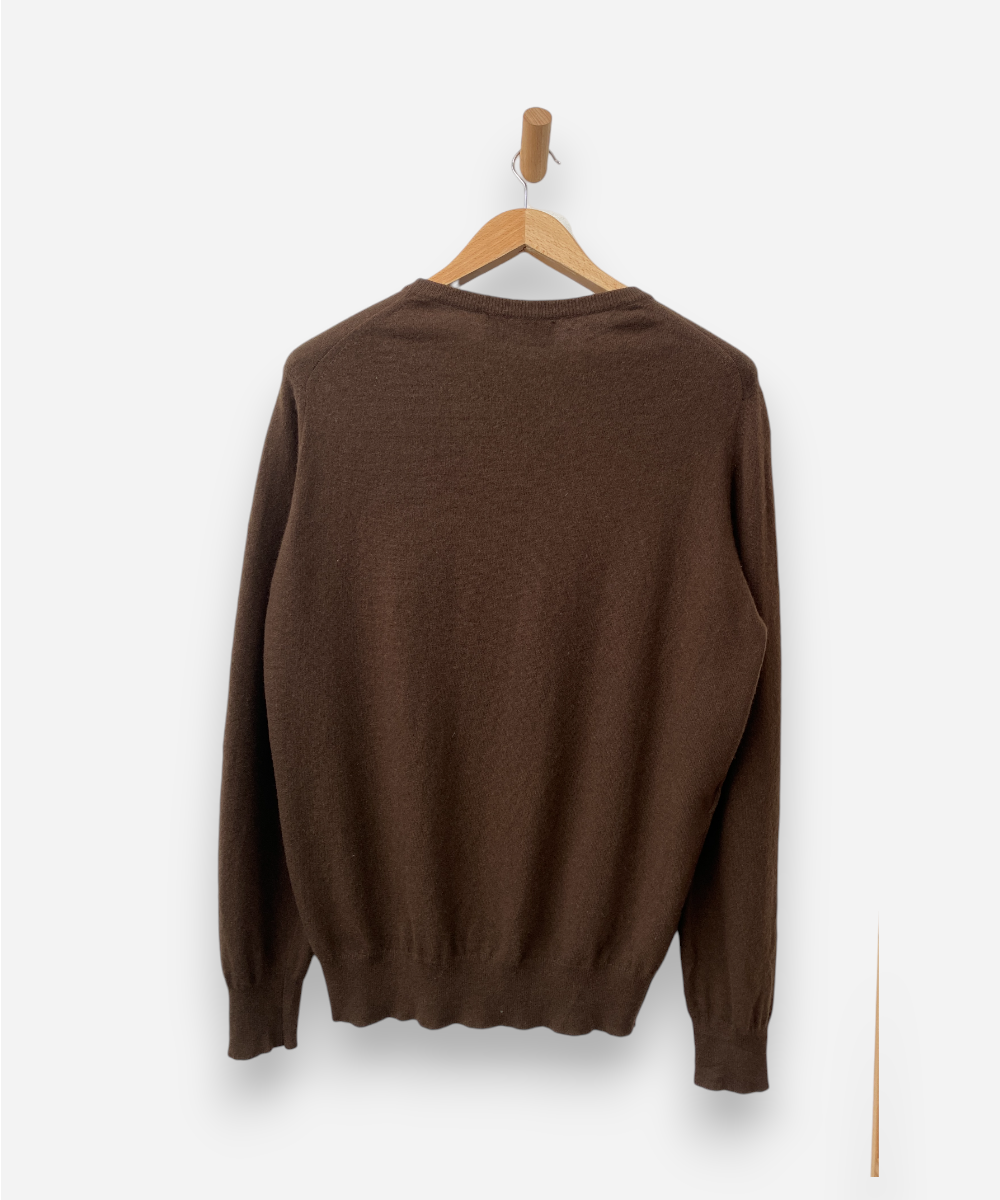 Secondhand cashmere jumper