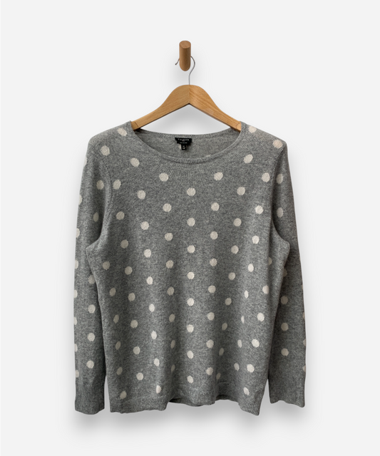 Secondhand cashmere jumper