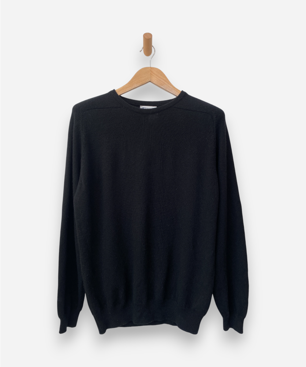 Secondhand cashmere jumper