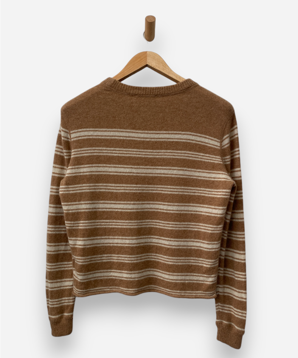 Secondhand cashmere jumper