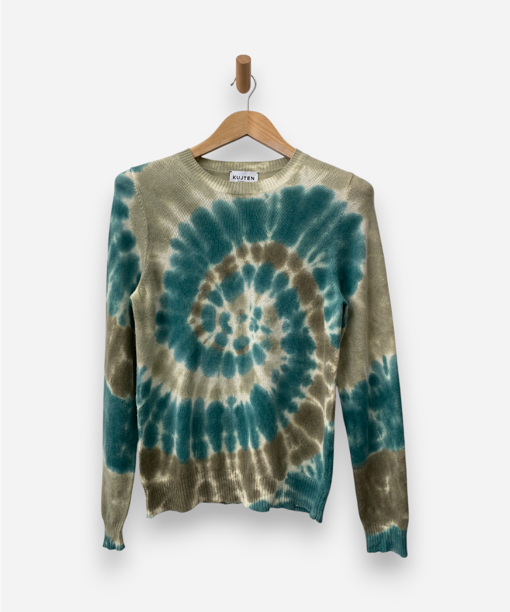 Secondhand cashmere jumper