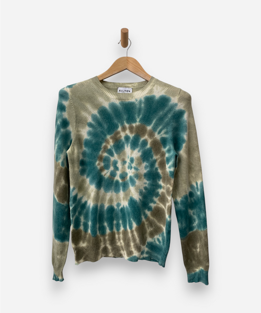 Secondhand cashmere jumper