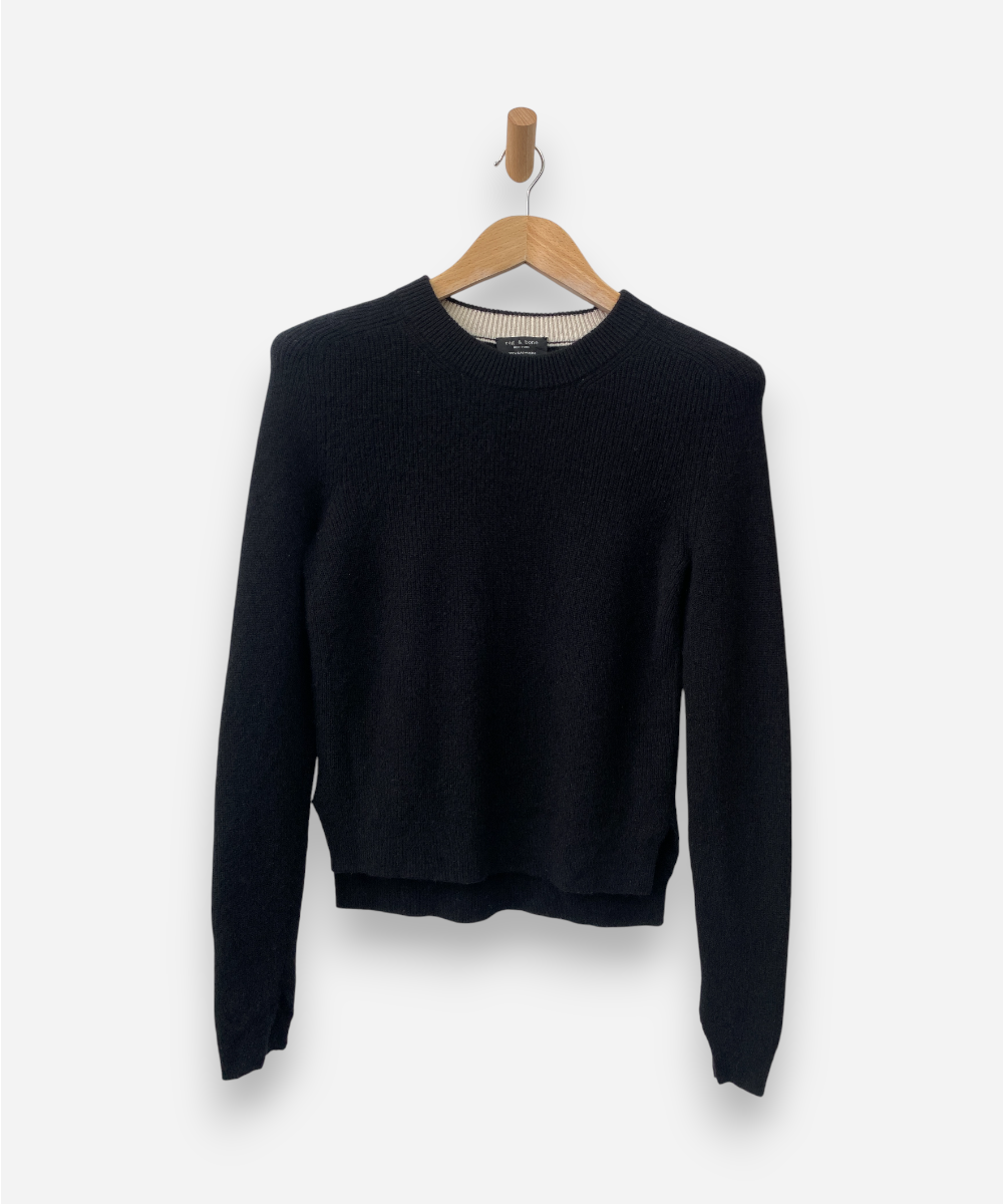Secondhand cashmere jumper