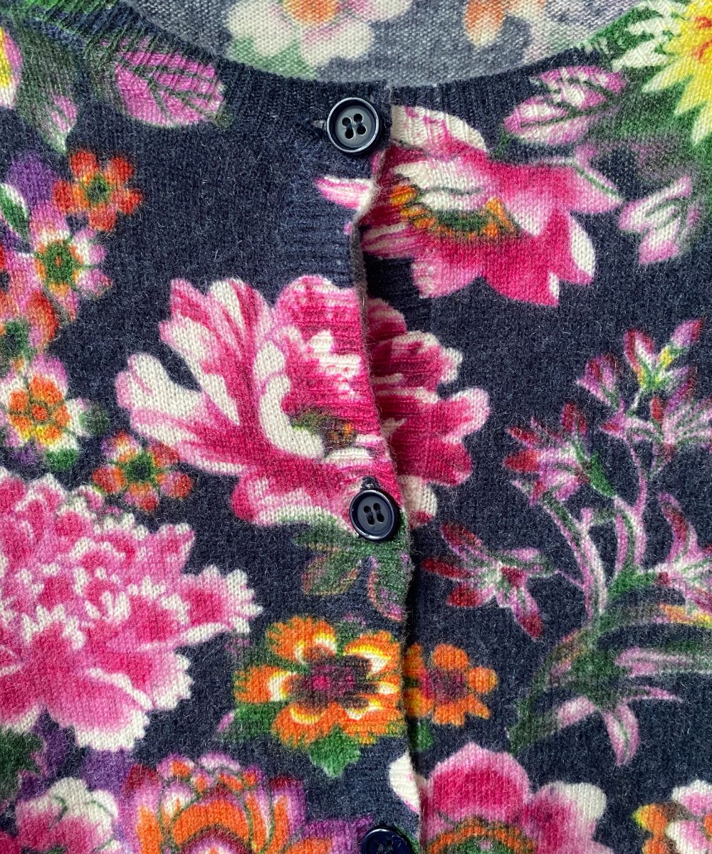 Secondhand cashmere cardigan