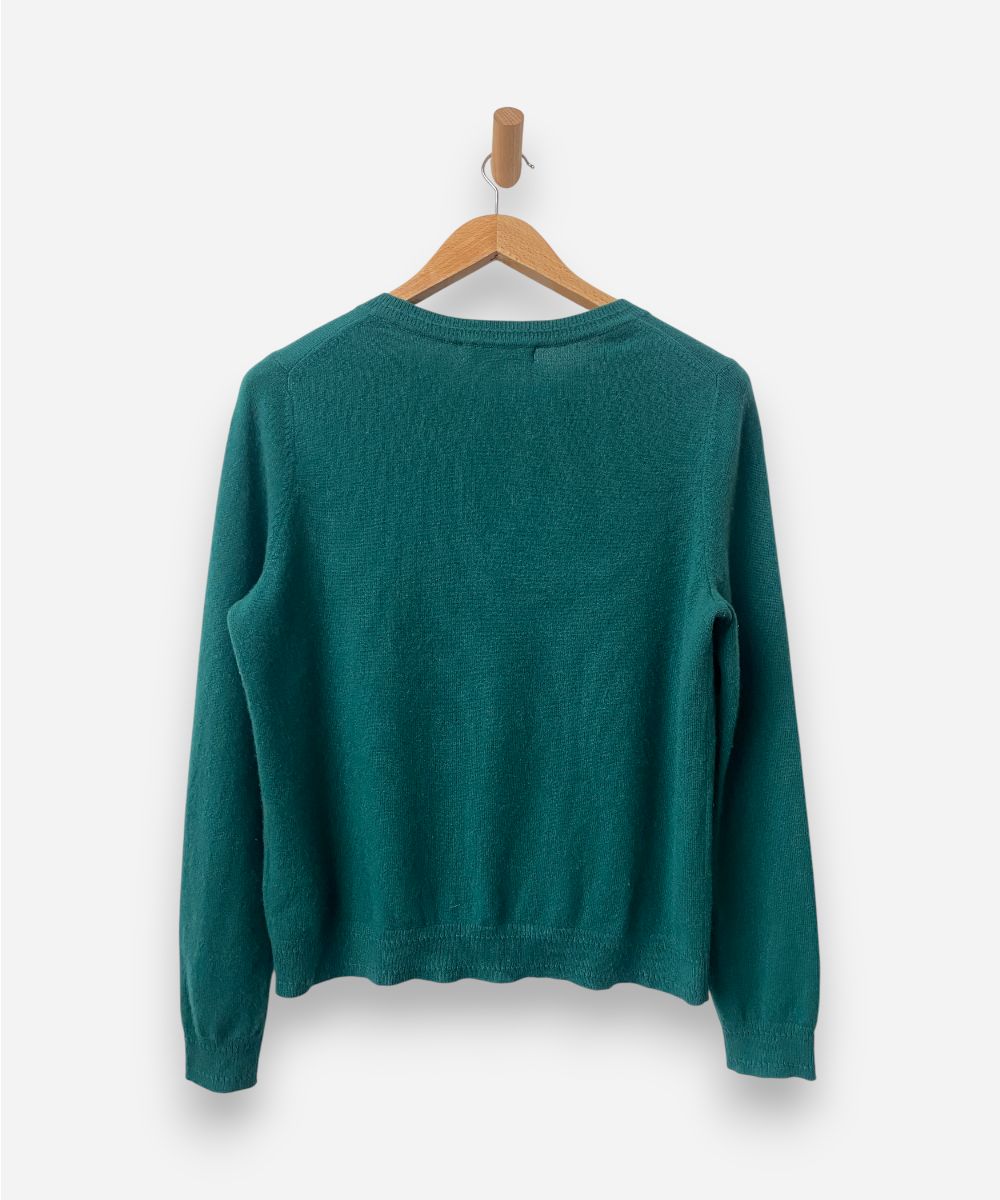 Secondhand cashmere jumper