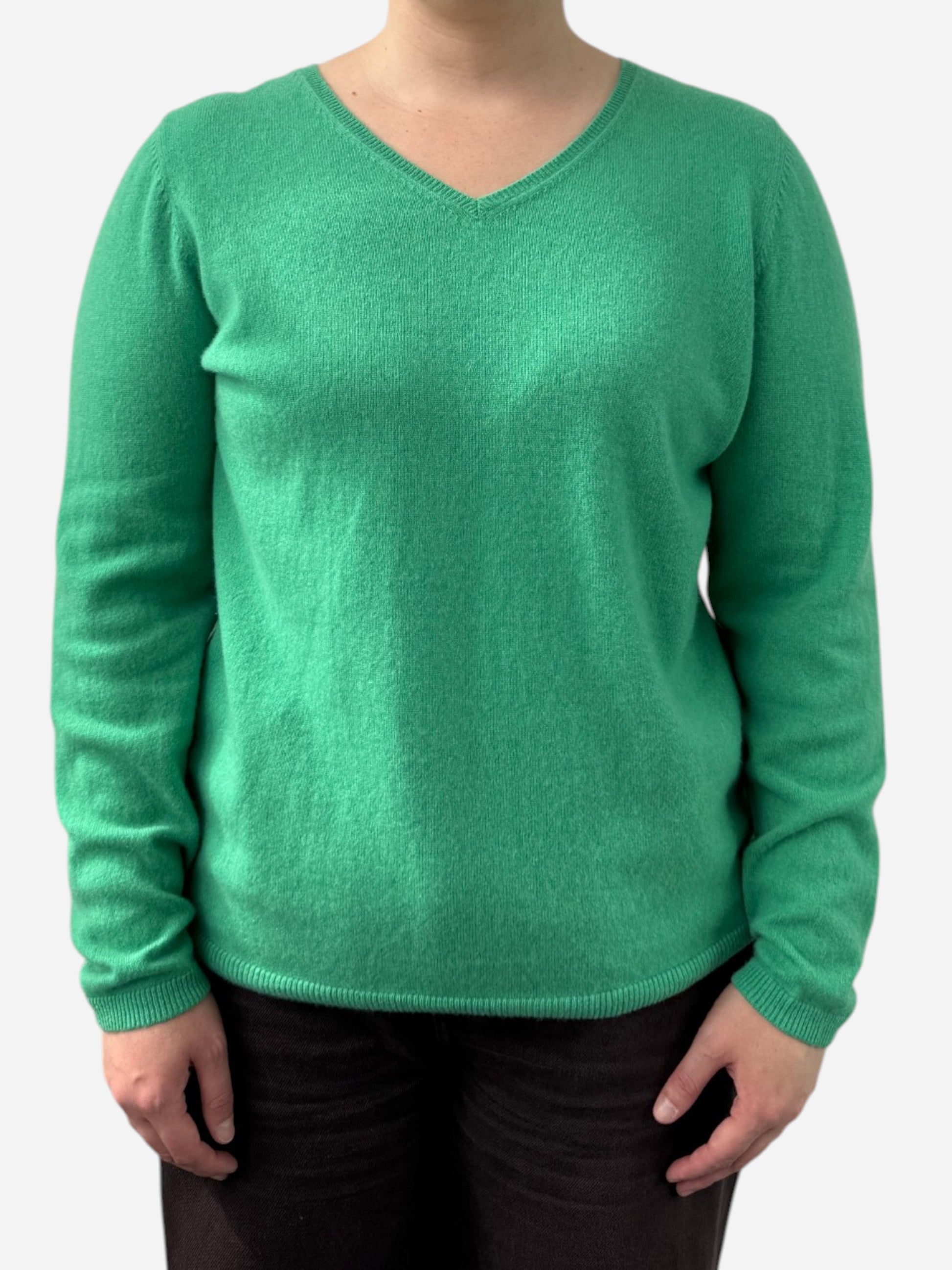 Green Cashmere V Neck Jumper