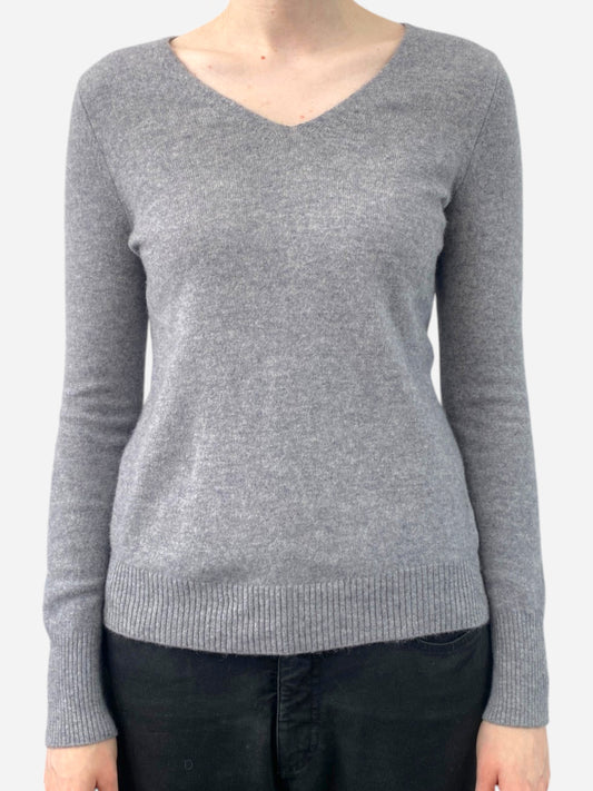 Secondhand cashmere jumper