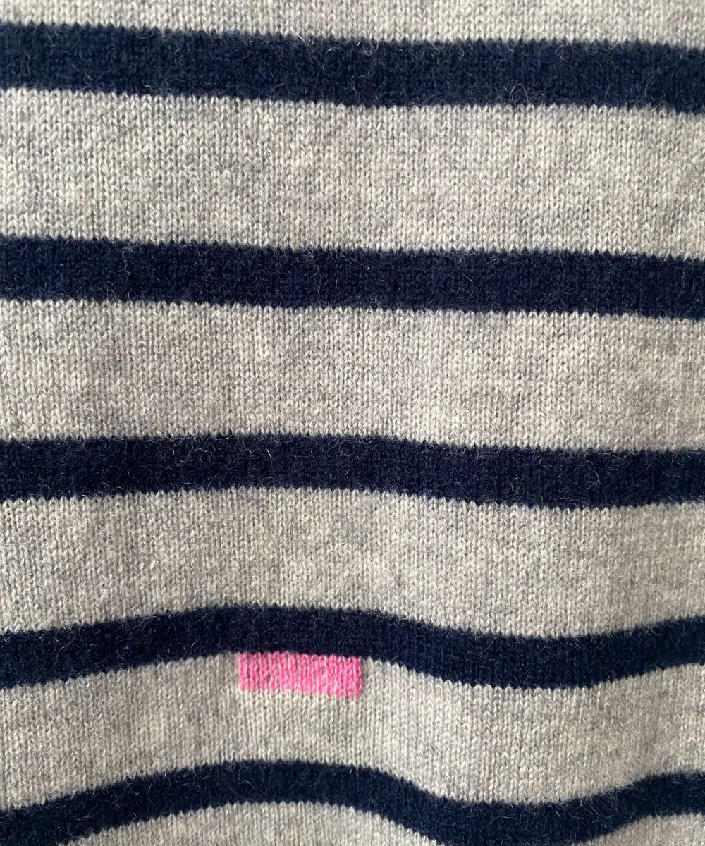 Secondhand cashmere jumper