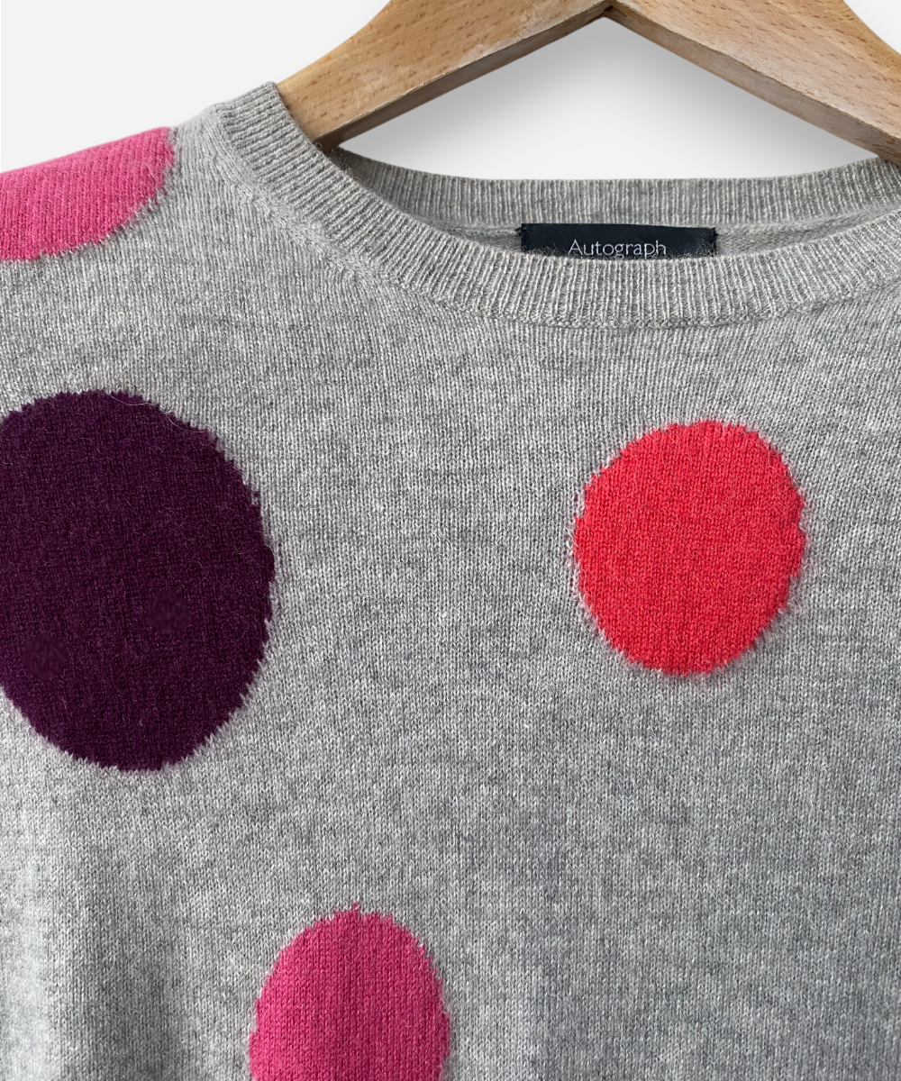 Secondhand cashmere jumper
