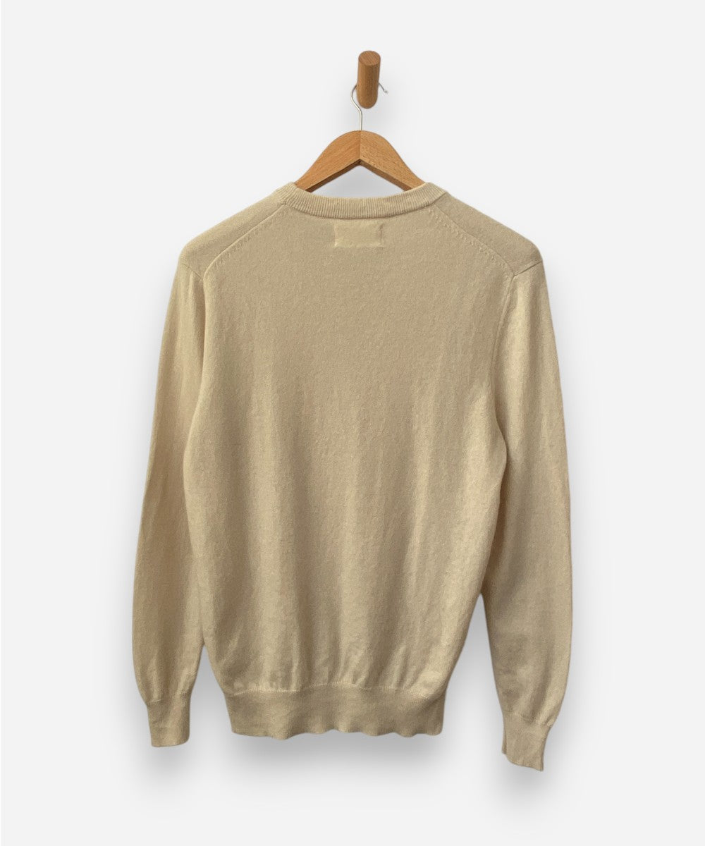 Secondhand cashmere jumper