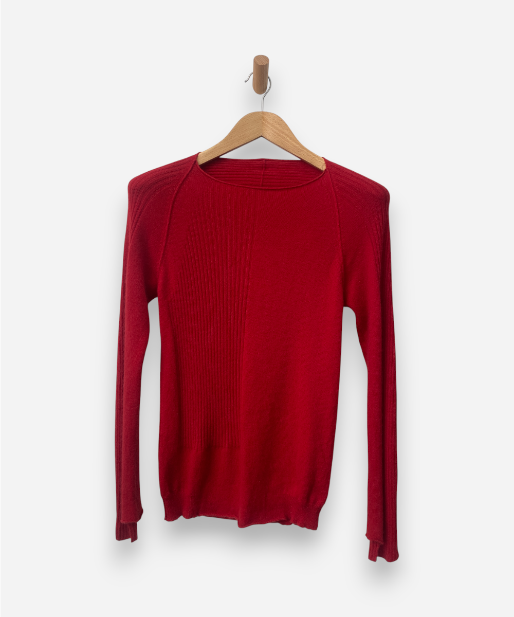 Secondhand cashmere jumper