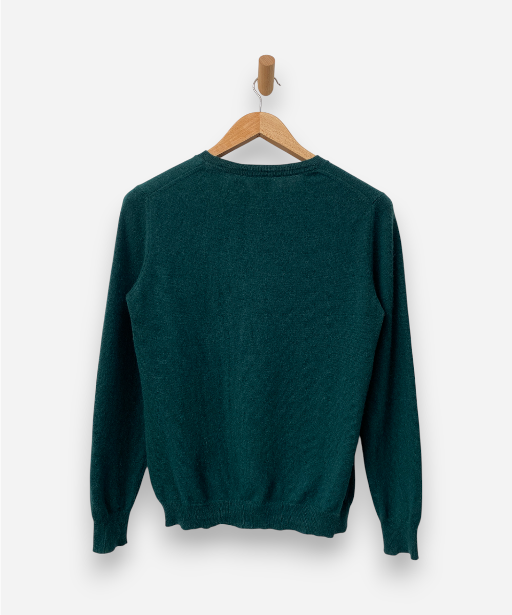 Secondhand cashmere jumper