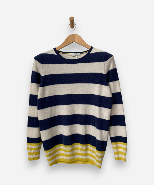 Secondhand cashmere jumper
