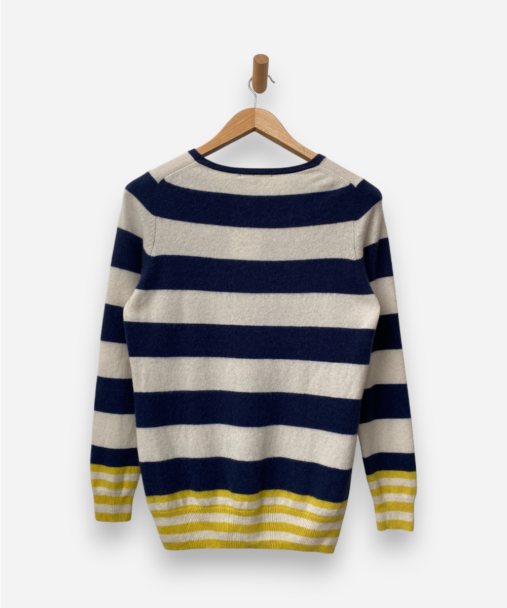 Secondhand cashmere jumper