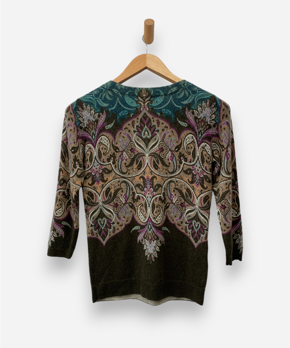 Secondhand cashmere jumper