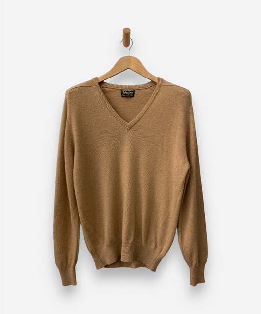 Secondhand cashmere jumper