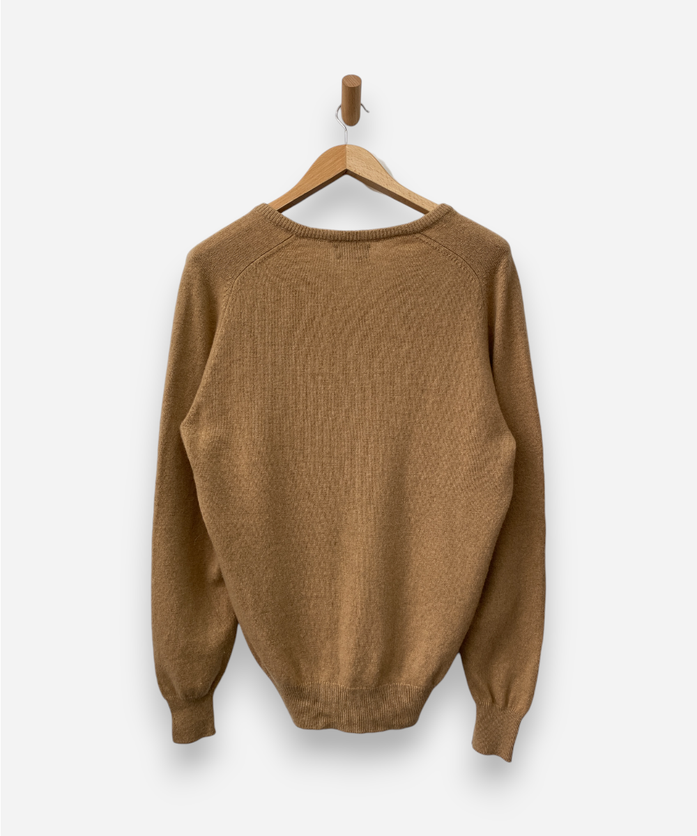 Secondhand cashmere jumper