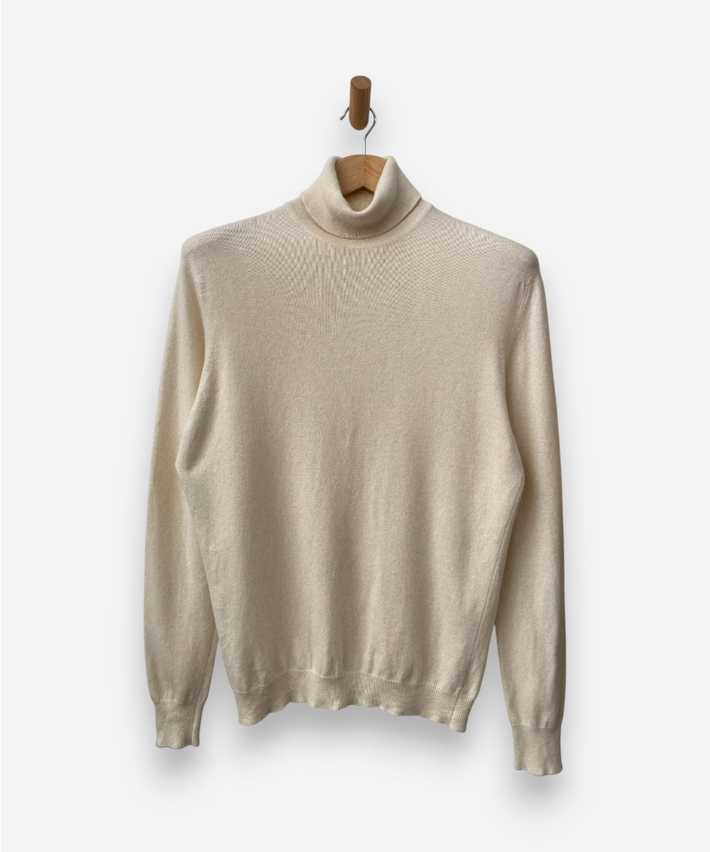 Secondhand cashmere jumper