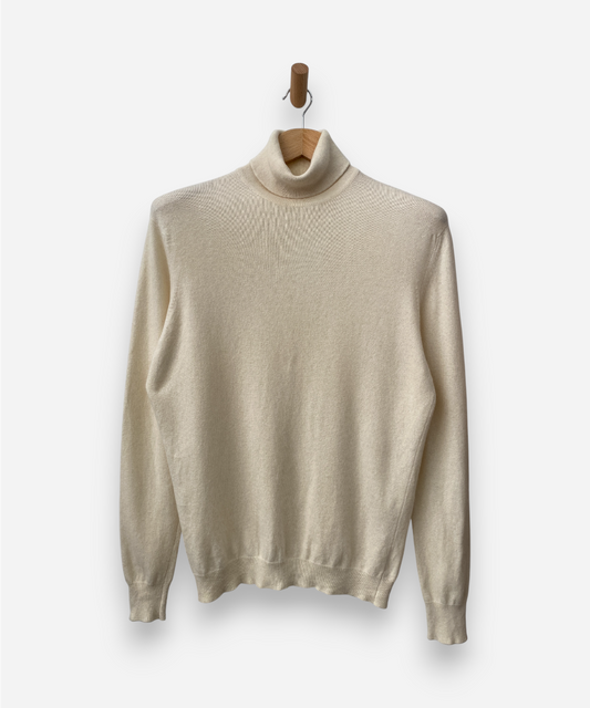 Secondhand cashmere jumper