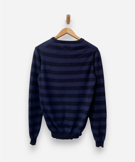 Secondhand cashmere jumper