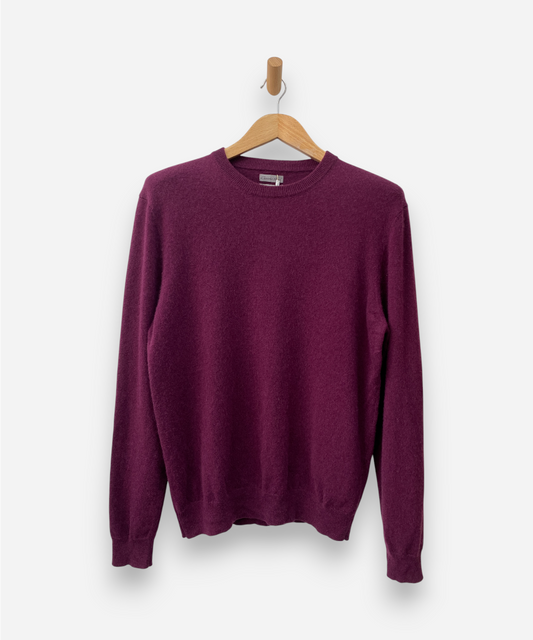 Secondhand cashmere jumper