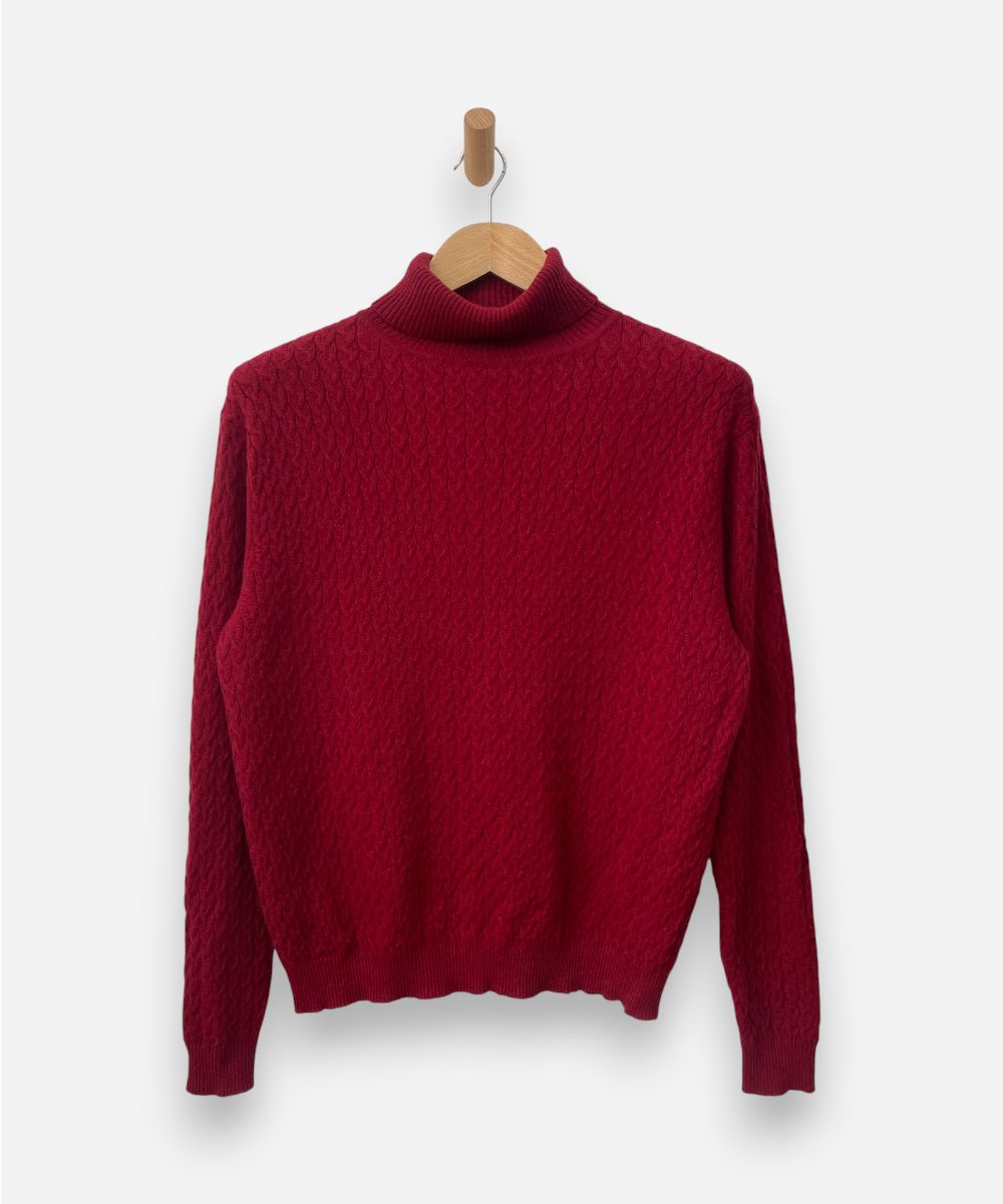 Secondhand cashmere jumper