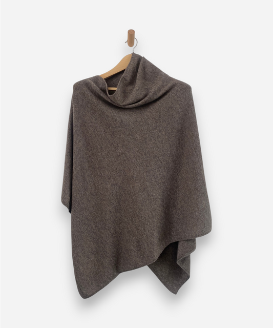 Secondhand cashmere poncho