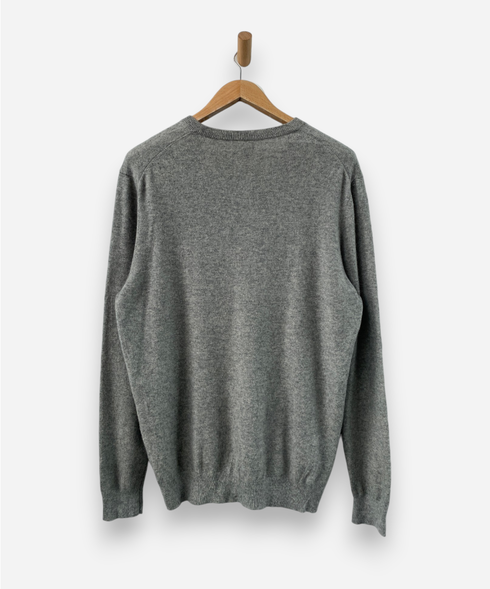 Light Grey Cashmere V Neck Jumper by Et Cote Inglis