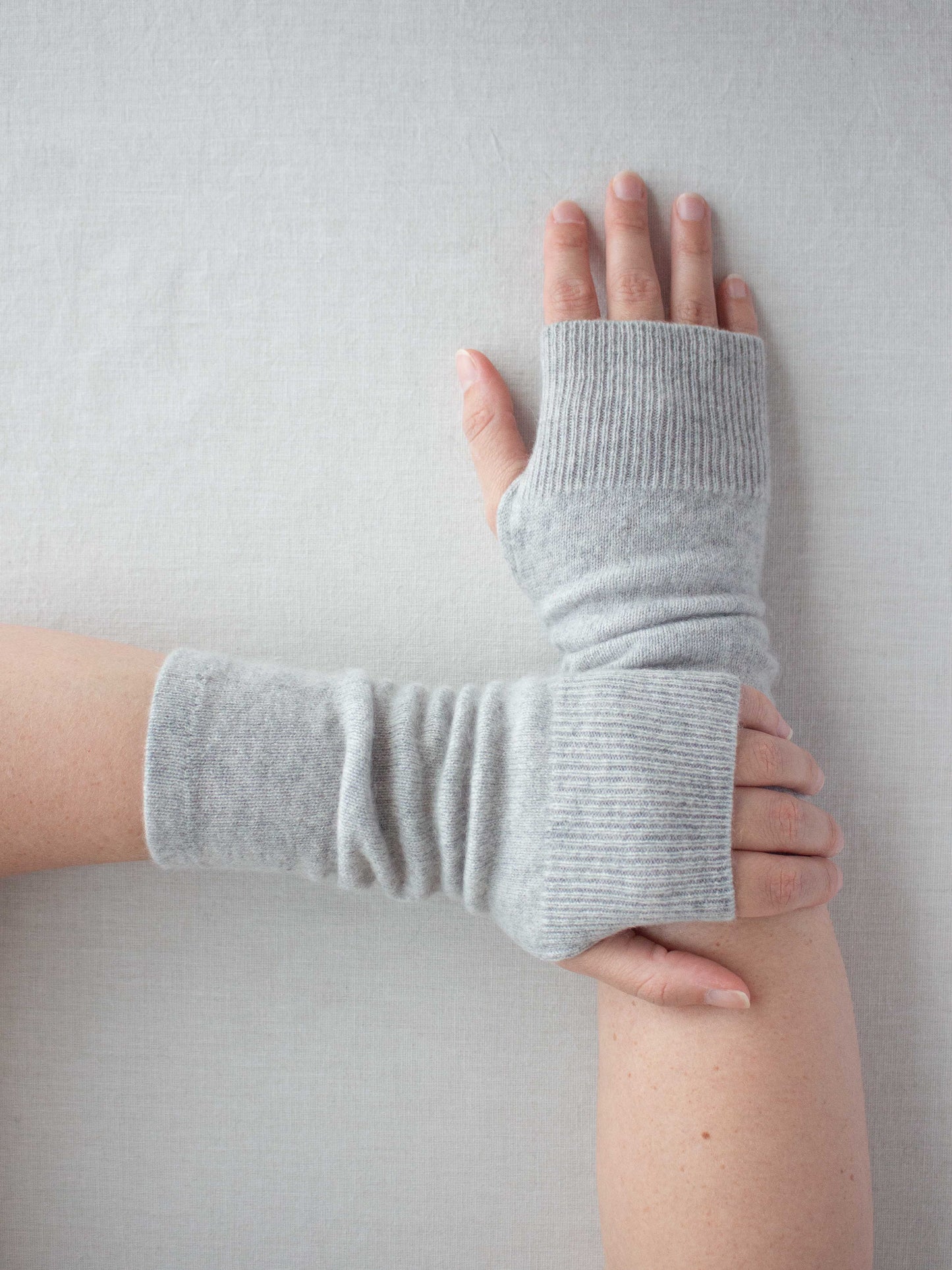 Recycled cashmere hand warmers