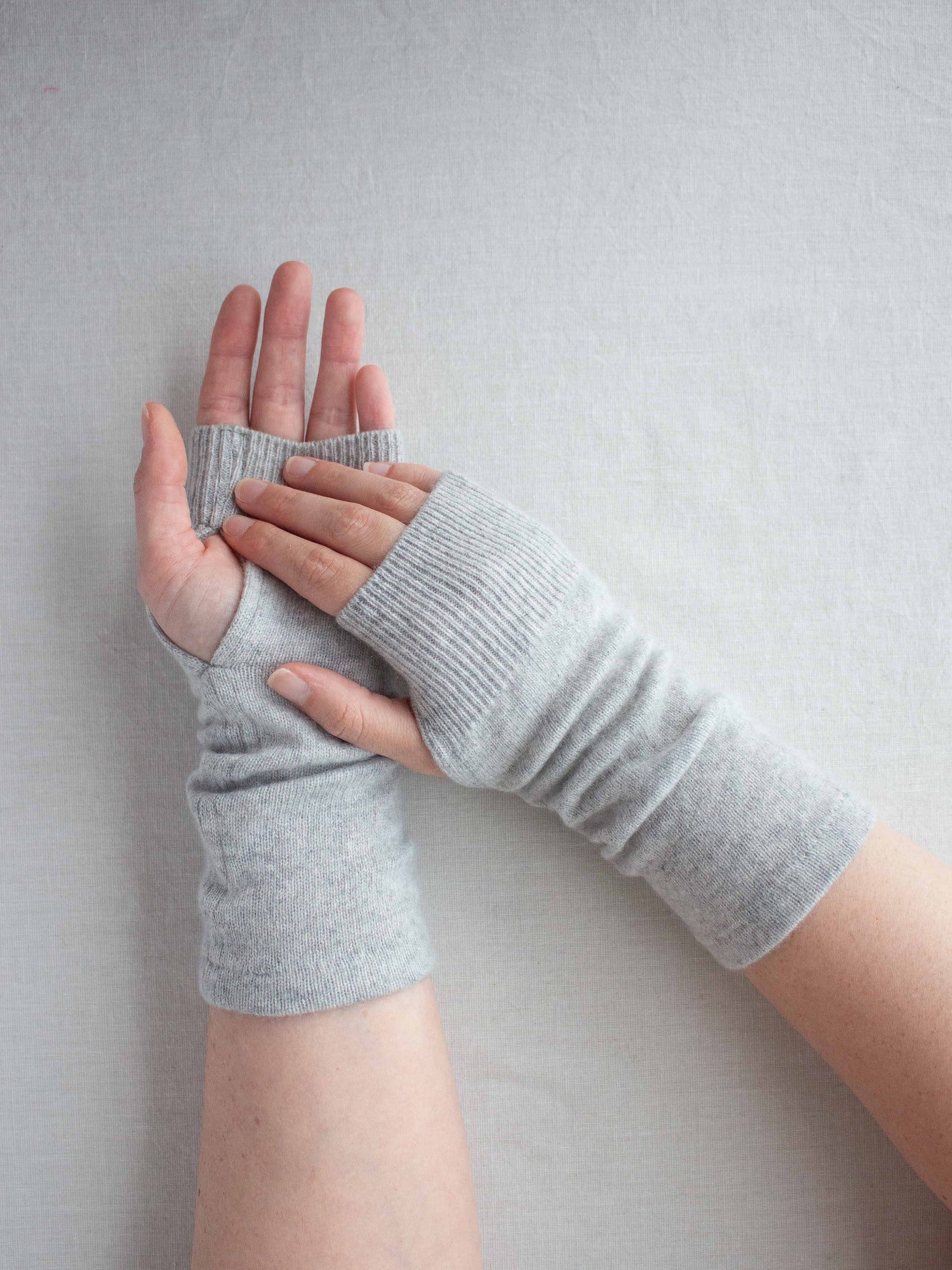 Recycled cashmere hand warmers