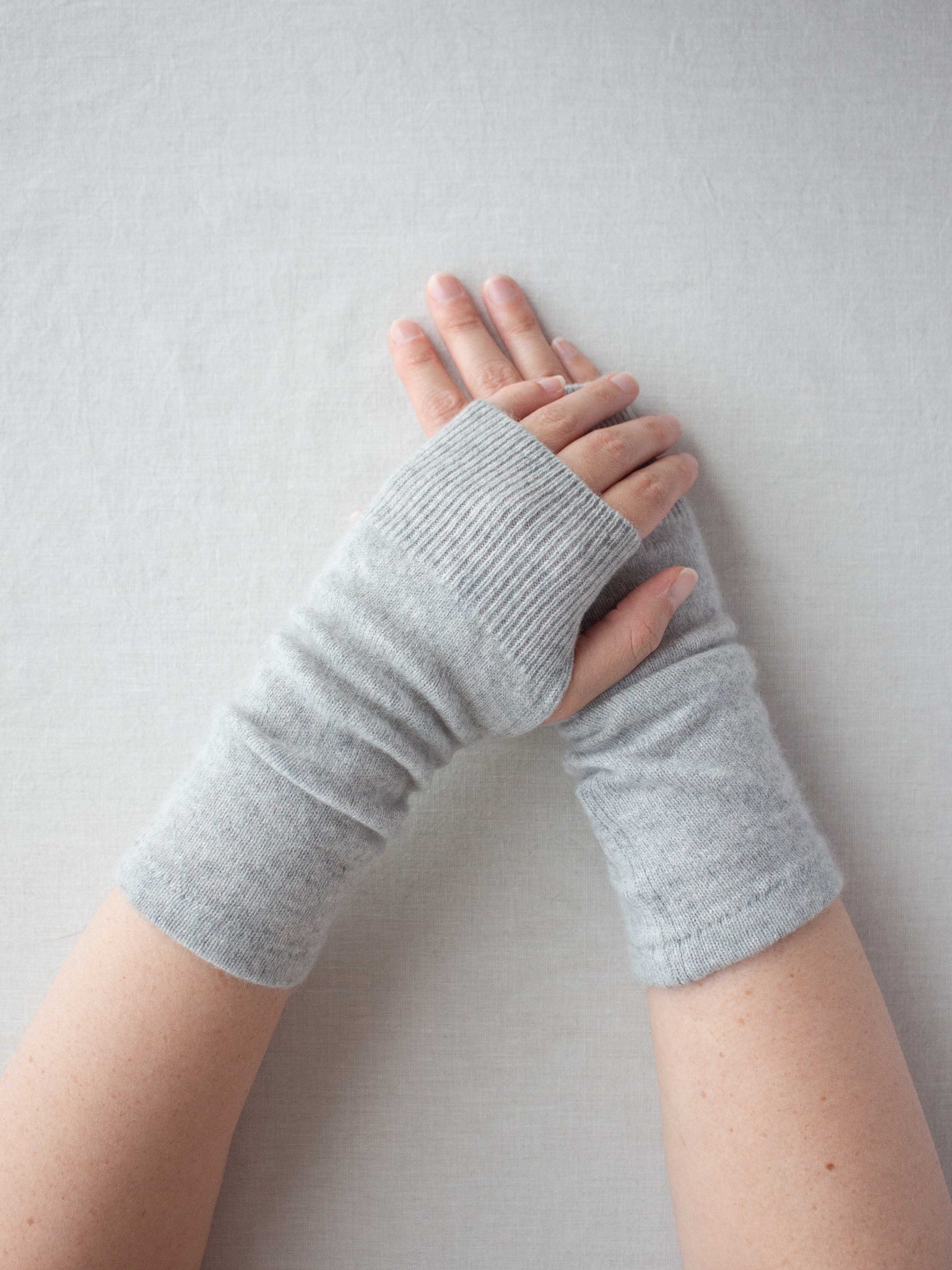 Recycled cashmere hand warmers
