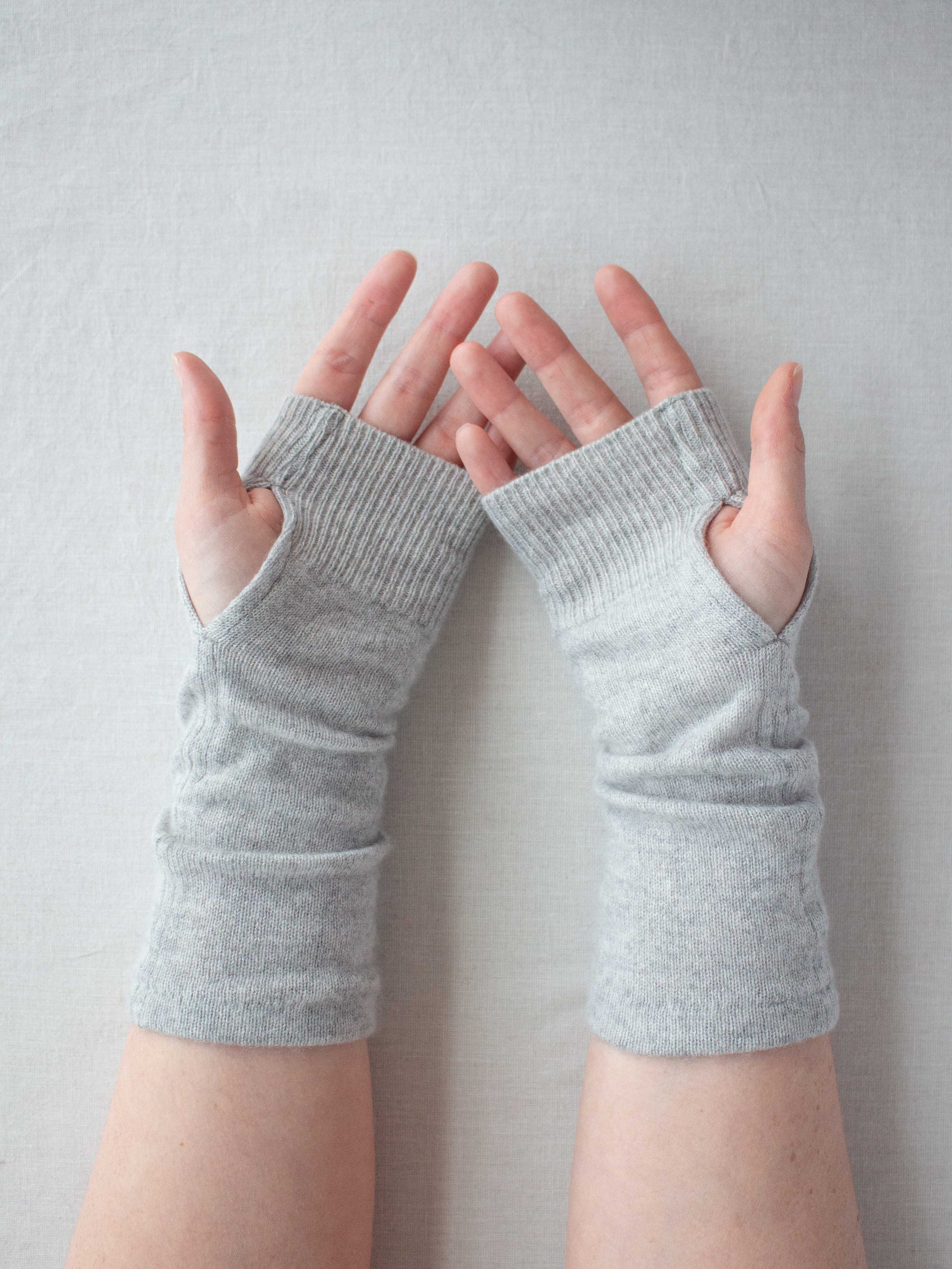 Recycled cashmere hand warmers