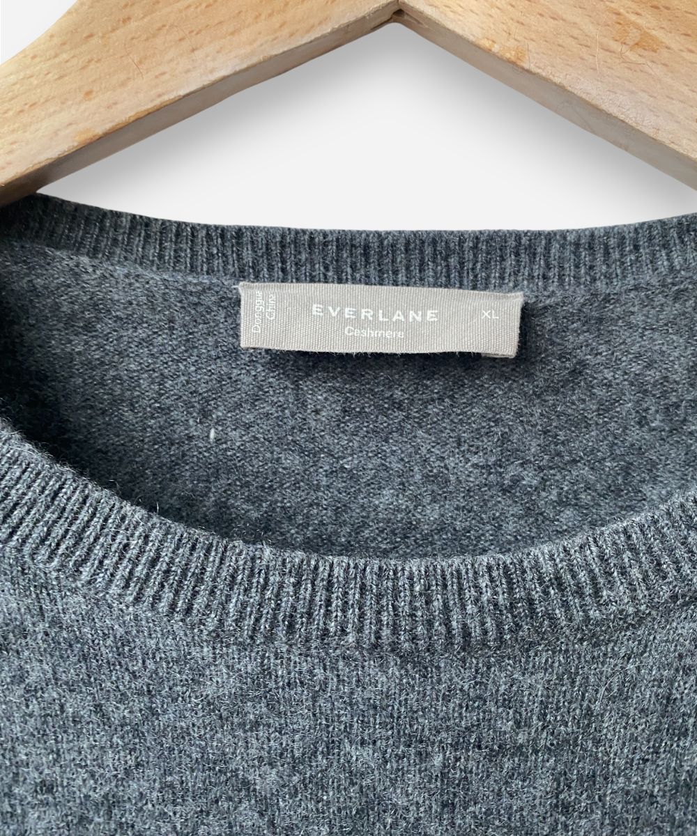 Secondhand cashmere jumper
