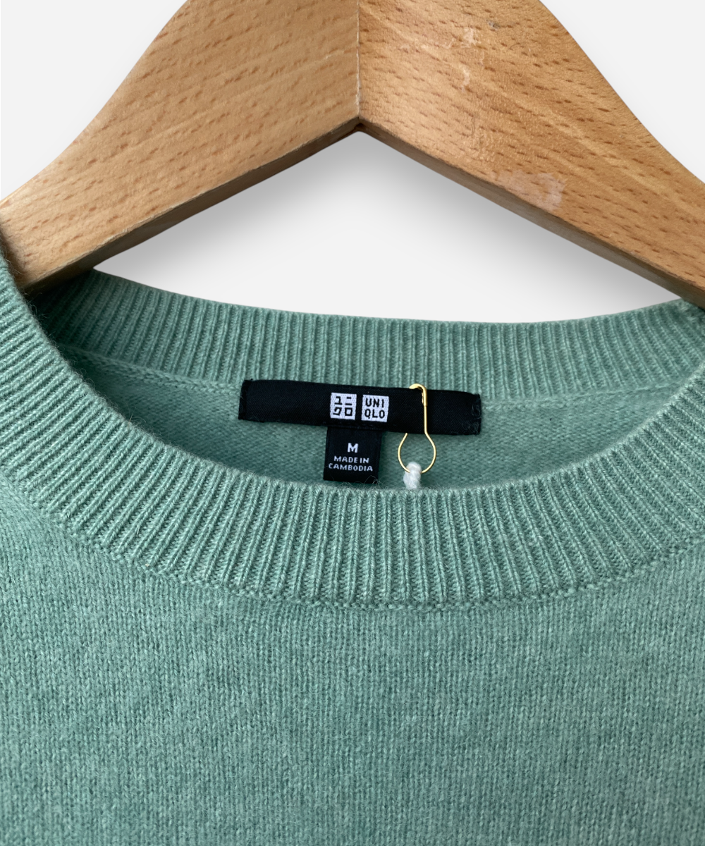Secondhand cashmere jumper