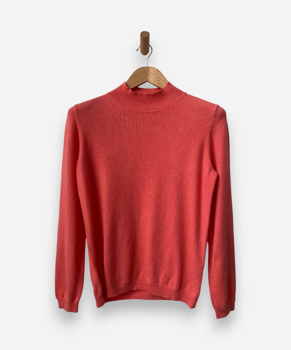 Secondhand cashmere jumper