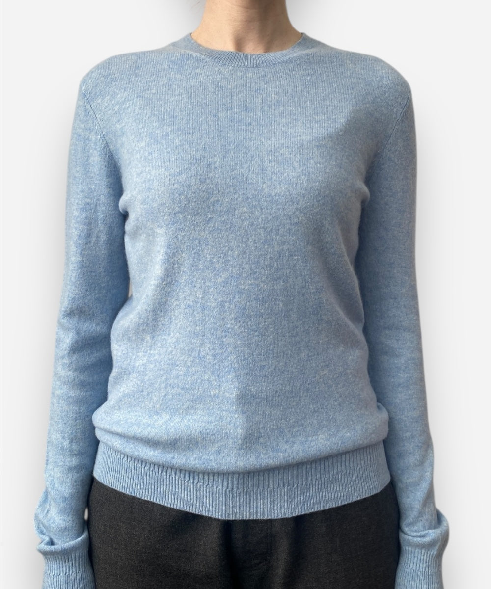 Secondhand cashmere jumper