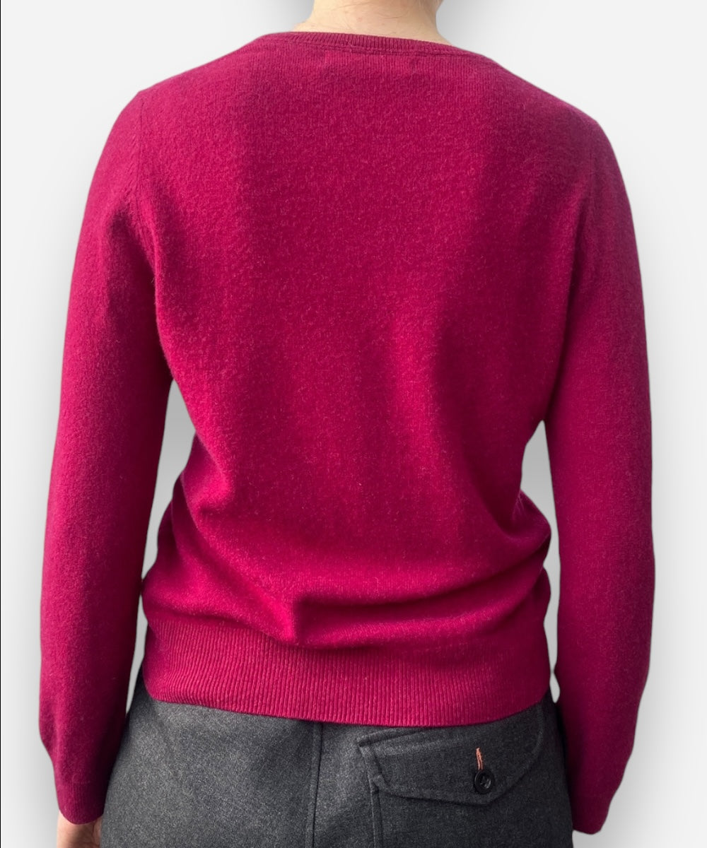 Secondhand cashmere jumper