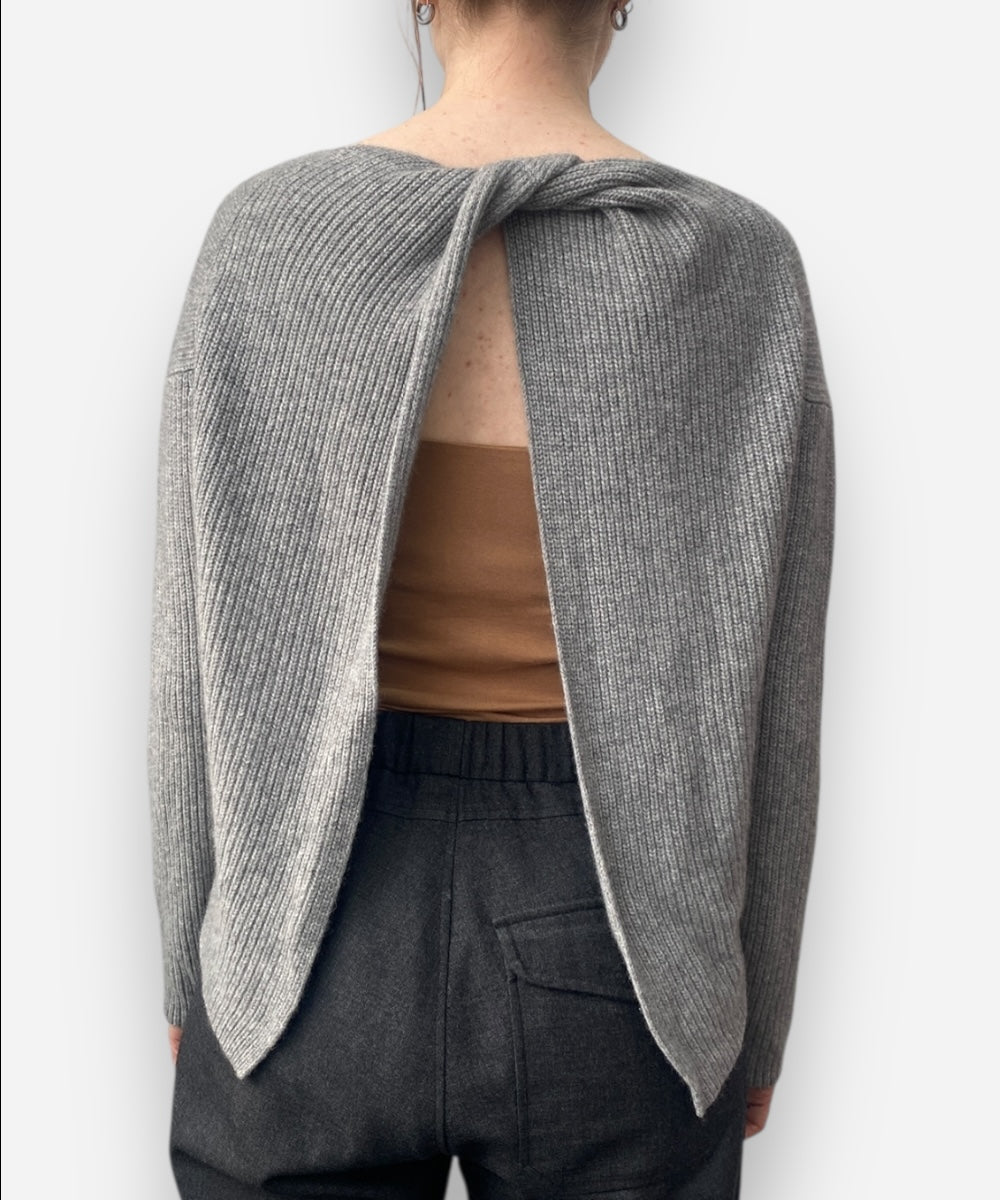 Secondhand cashmere jumper