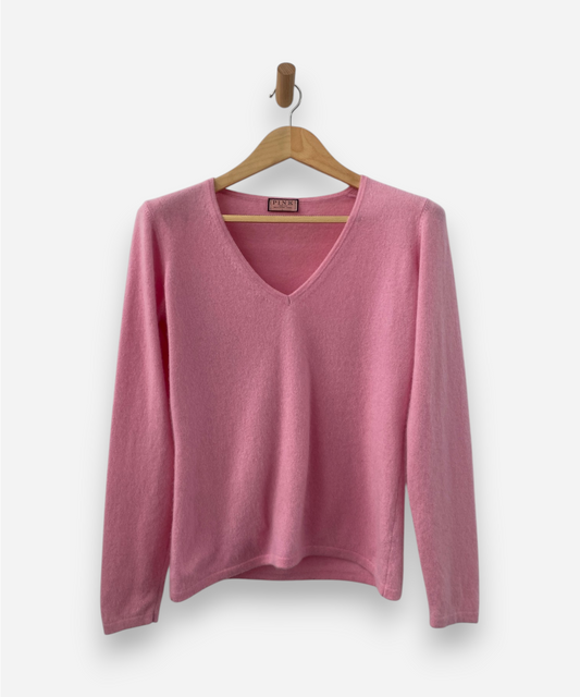 Secondhand cashmere jumper