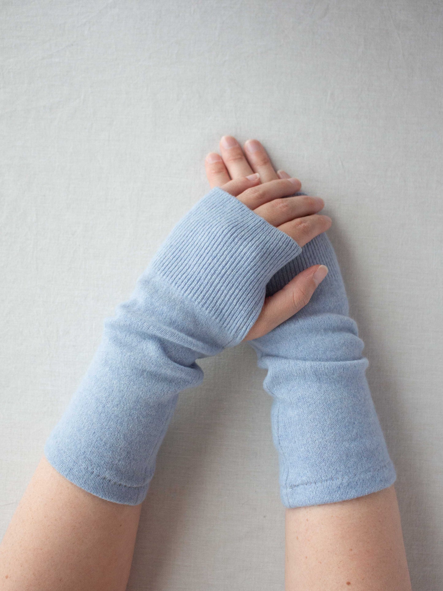 Recycled cashmere hand warmers