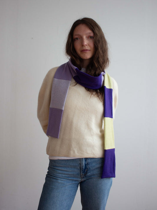 Recycled cashmere skinny scarf