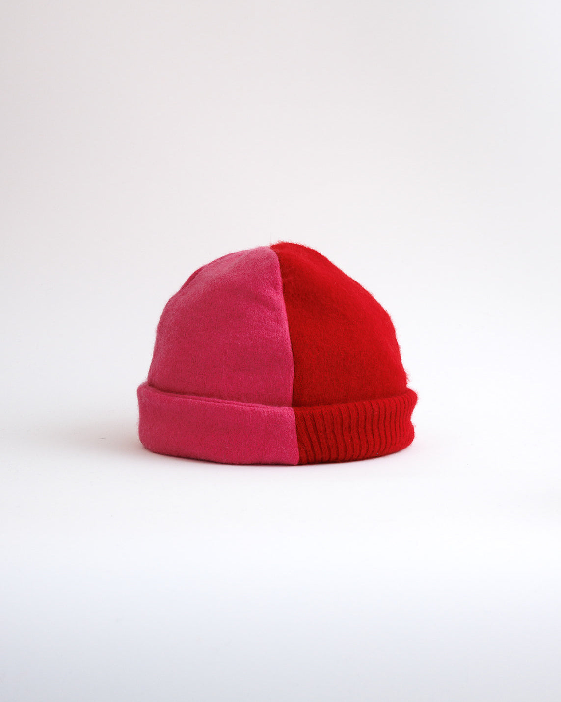Recycled cashmere beanie hat