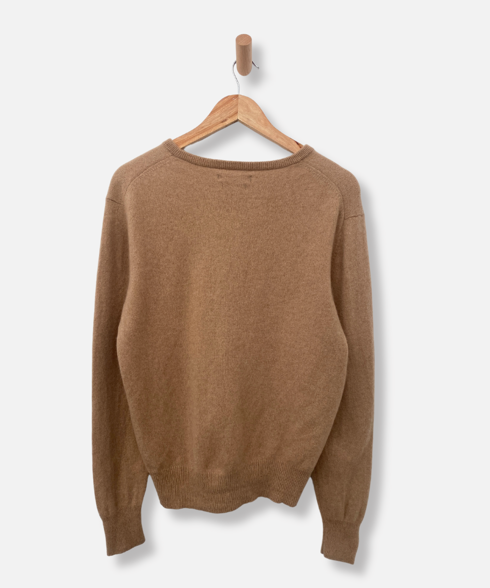 Secondhand cashmere jumper