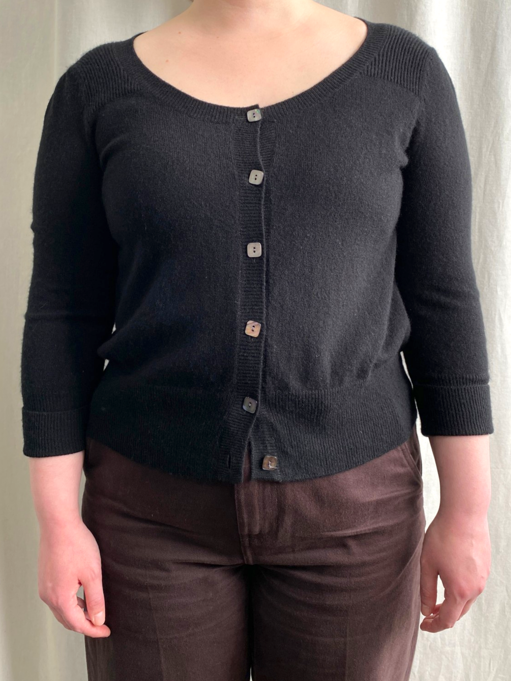 Secondhand cashmere cardigan